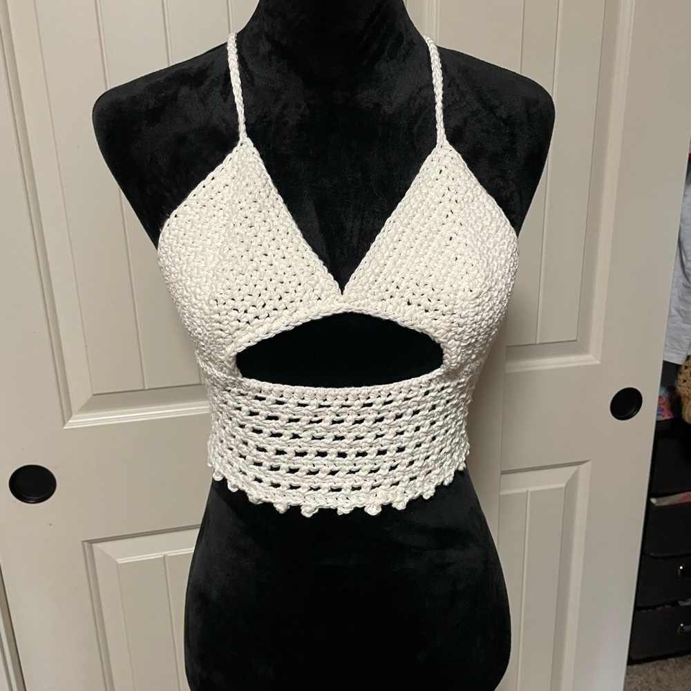 Peek a boob crochet crop top